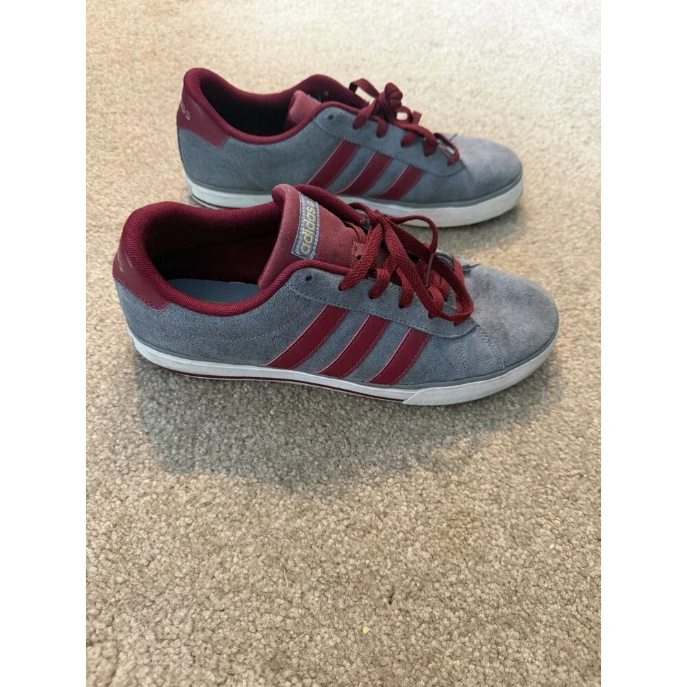 Mens Adidas Neo Fit Gray W/ Maroon Stripes Size 10 1/2